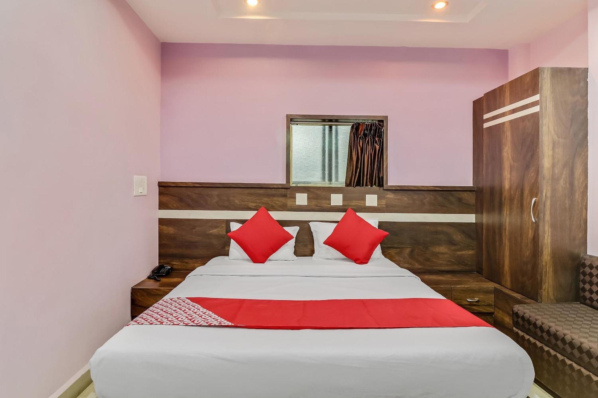 Super Hotel O Royal Raj Nandgaon Экстерьер фото